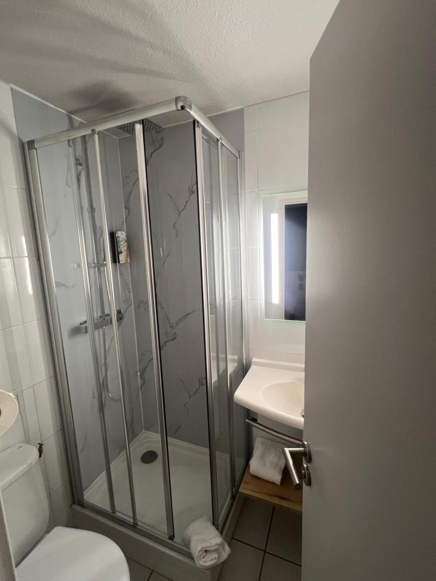 Sure Hotel By Best Western Nimes Est ภายนอก รูปภาพ
