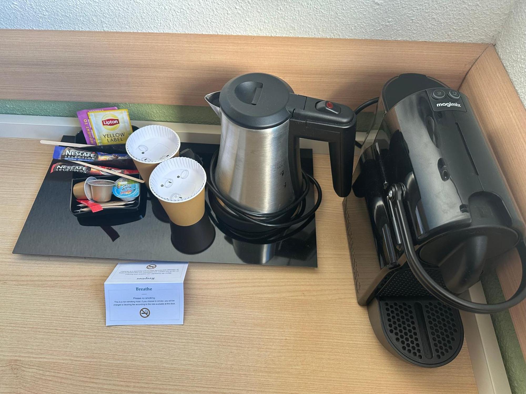 Sure Hotel By Best Western Nimes Est ภายนอก รูปภาพ